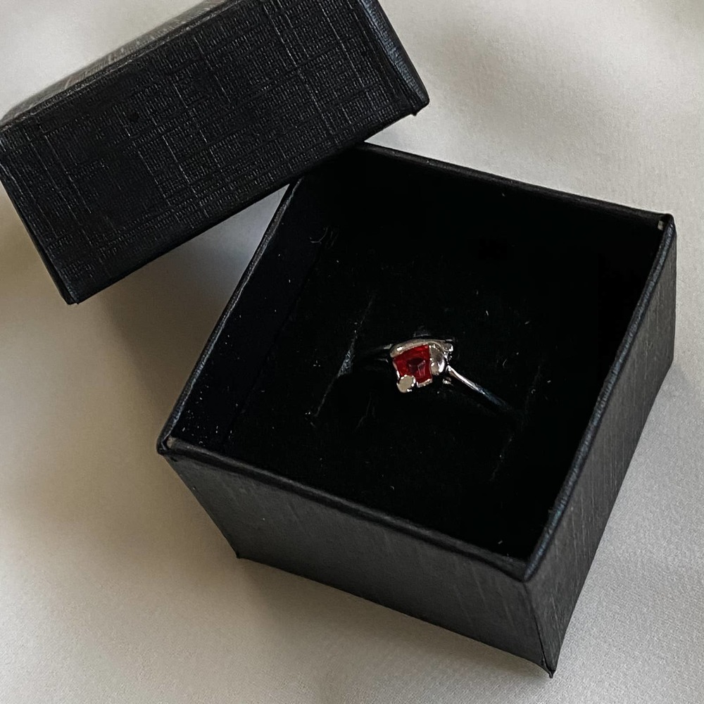 VTG Dainty Red CZ X Bow Skinny Stacker Ring - Picture 2 of 5